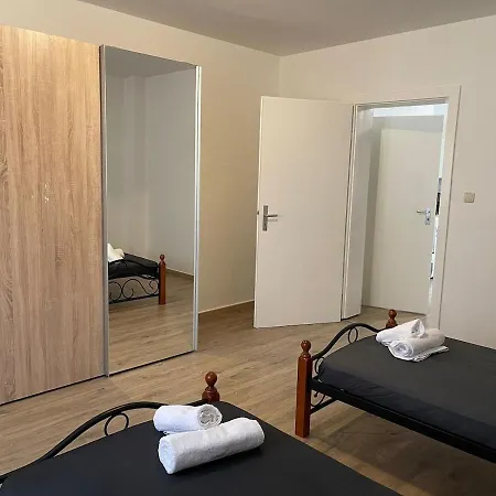 Polat 7 Apartment *